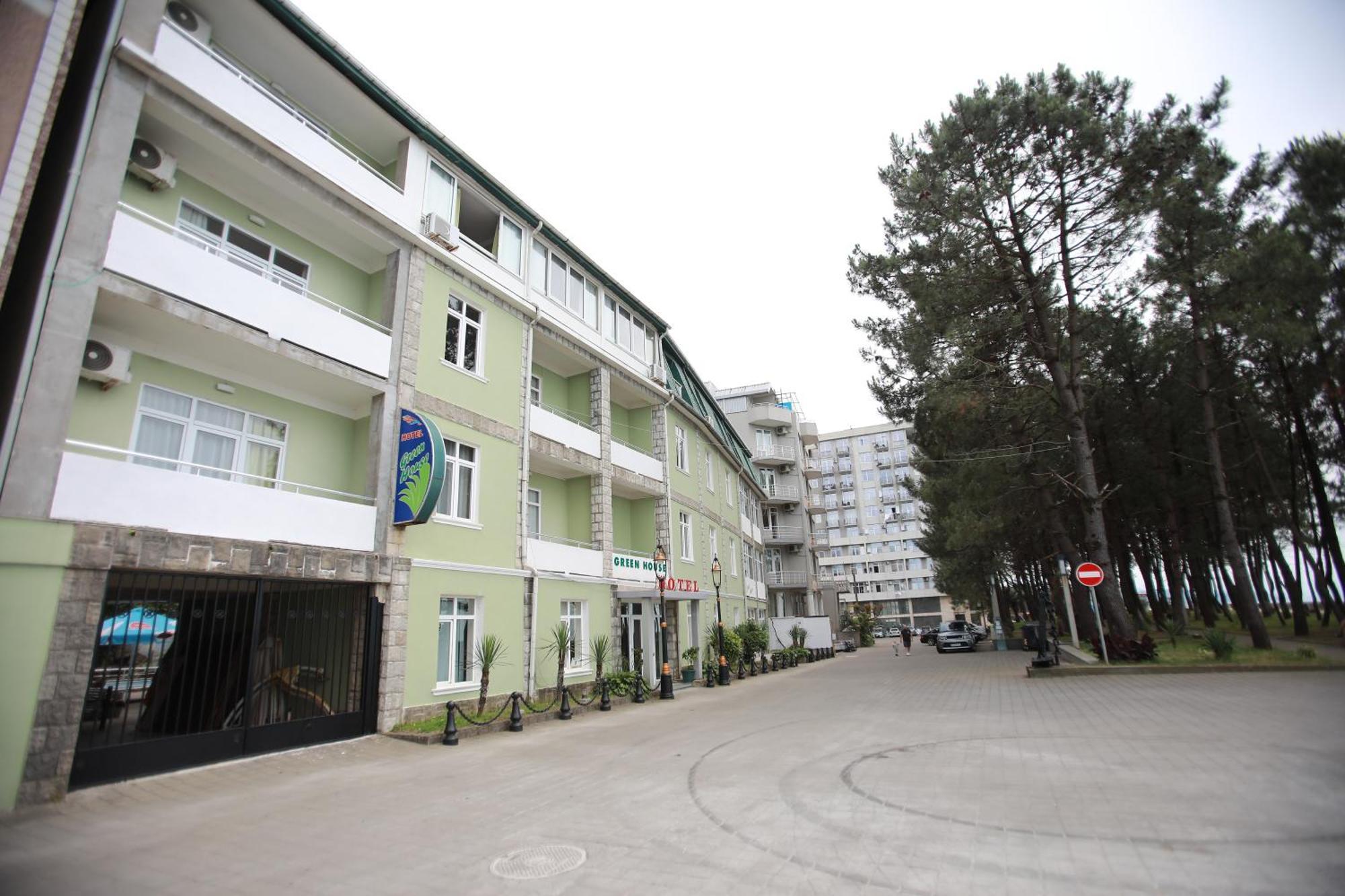 Green House Hotel Koboeleti Buitenkant foto